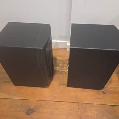 JBL LSR308 8 Inch Powered Studio Monitor Pair and JBL LSR310S 10 Inch Powered Studio Subwoofer image 11