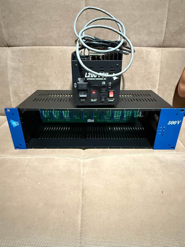 API 500VPR 10-Slot 500 Series Rack with L200 PSU 2019 - Present - Black image 1