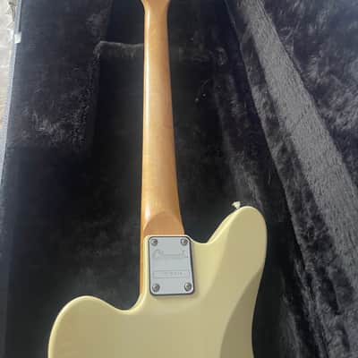 Charvel Surfcaster Em-Sc Mid -late 90s-made in Japan  - Aged white / yellowish image 5