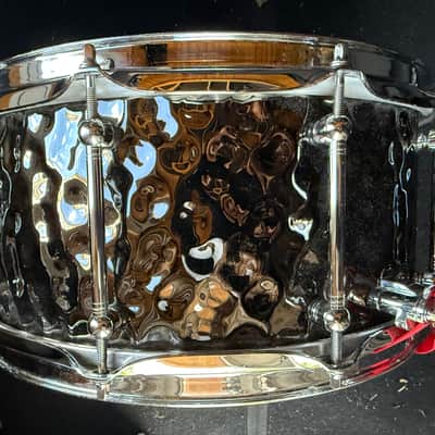 Premier Beatmaker/Modern Classic Black Chrome Hammered Brass 14x7 Snare Drum image 6