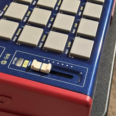 [JJOS2XL] Akai MPC1000 Music Production Center - Blue image 3