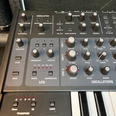 Sequential Pro 3 37-Key 3-Voice Monophonic / Paraphonic Synthesizer 2020 - Present - Black with Wood Sides image 4