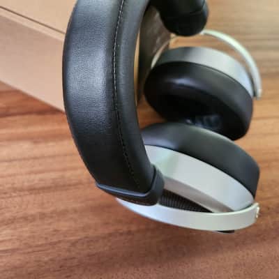 Hifiman HE400SE 2024 Stealth magnet vers, incl. 2 aftermarket cables image 4