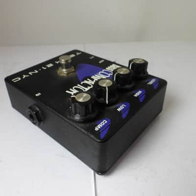 Tech 21 Bass Compactor Compressor Effects Pedal Free USA Shipping image 3