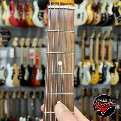 Fender   Stratocaster Classic 60 Sunburst 2017 image 4