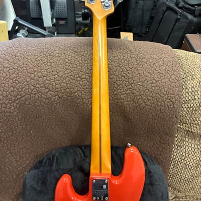 Fender Jazz Bass Player Plus Series 2021 - Fiesta Red image 12