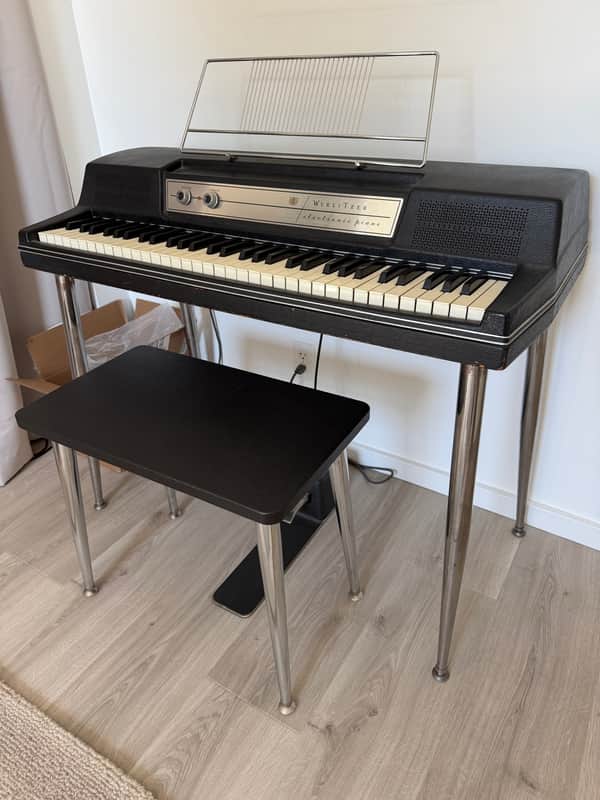Wurlitzer 200 64-Key Electric Piano 1968 - 1974 - Black image 1