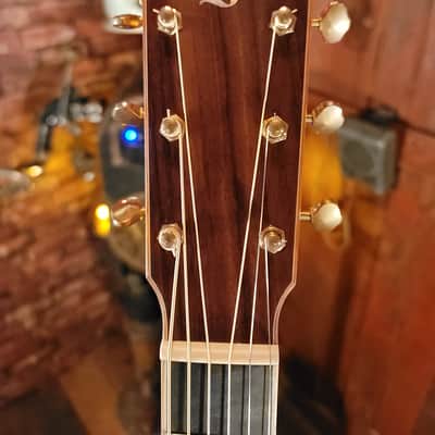 Vintage 3 OMc SR SB 116327 with FREE Furch Guitar Strap and Original CNR image 2