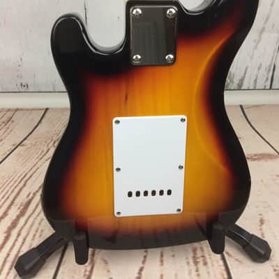 Elevation 1/2 Size 6 String Electric Guitar Sunburst Fully Serviced and Set Up image 4