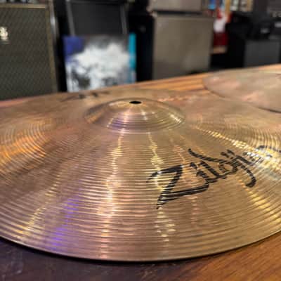Zildjian 14" ZHT Hi-Hat Cymbals (Pair) image 3