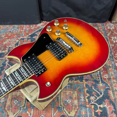 Yamaha SG700 Sunburst Made in Japan -1979 image 6