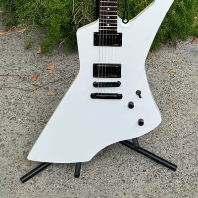 ESP LTD Snakebyte 2021 - Snow White image 1