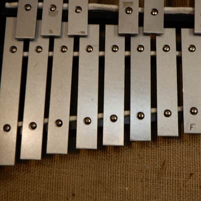Pearl Xylophone Percussion Band Student Practice Bells Case Student 32-Key image 3