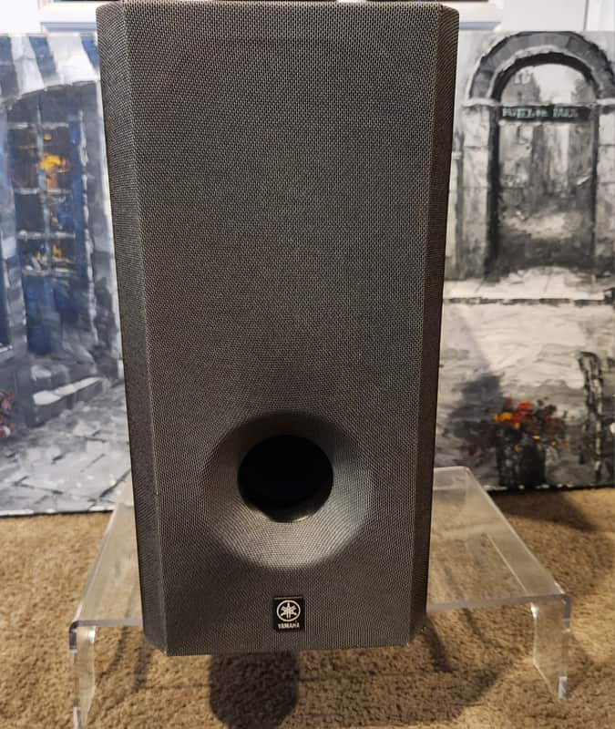Yamaha Yamaha SW201  powered subwoofer 90s  - Black veneer image 1