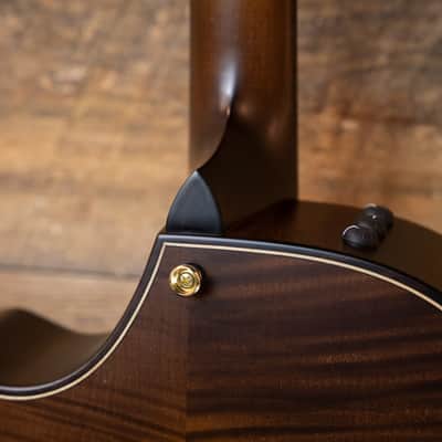Taylor 614ce Builder's Edition - Wild Honey Burst w/ Hardshell Case image 7
