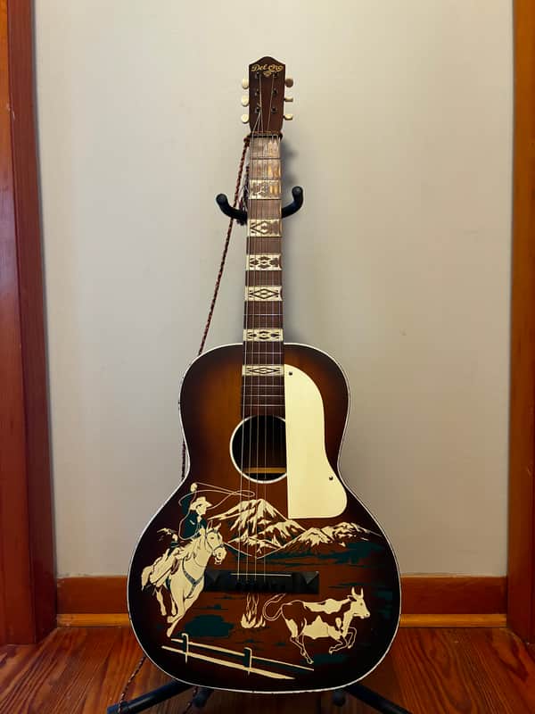 Del Oro Cowboy Guitar