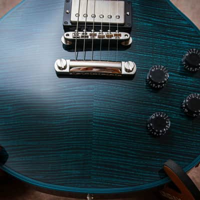 GIBSON USA Custom Shop Special Order Les Paul Axcess Custom Widow "Peacock Blue" (2026) image 6