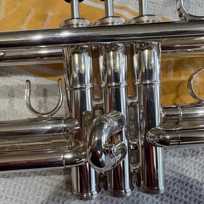 Yamaha YTR-8335LA (Gen 1) Trumpet 2010s - Silver-Plated image 3