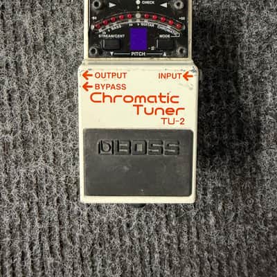 Boss TU-2 Chromatic Tuner (Dark Gray Label) 1998 - 2009 - White image 2
