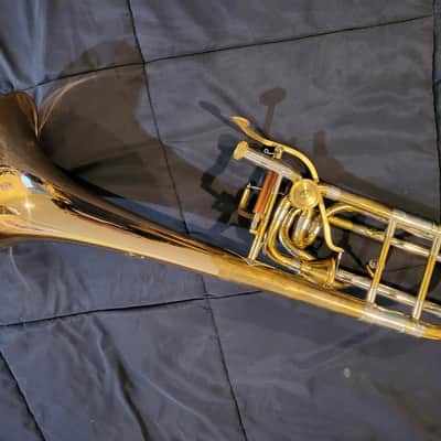Bach Stradivarius 50B2G Custom Bass Trombone Lacquer image 2