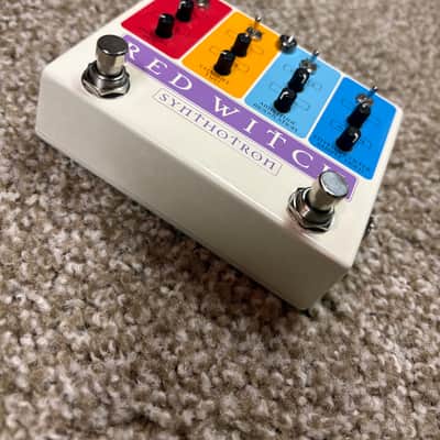 Red Witch Synthotron Analog Synth Filter Pedal | Reverb