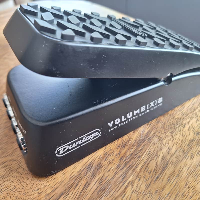 Dunlop Volume (X) 8