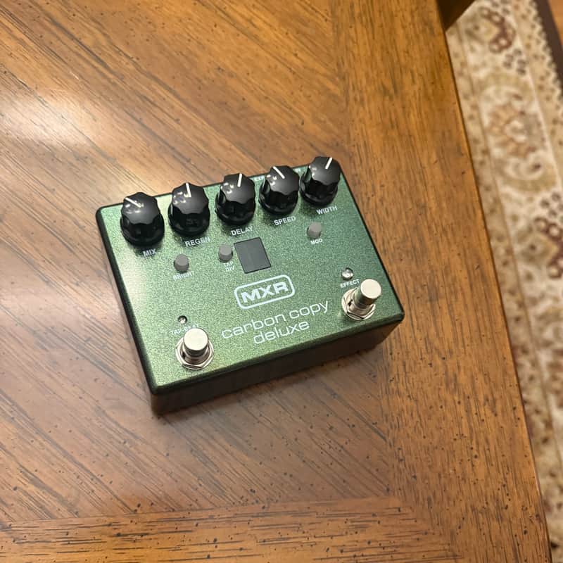 MXR M292 Carbon Copy Deluxe Analog Delay 2017 - Present - Green