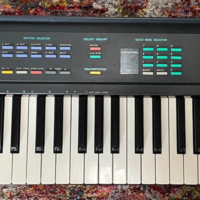 Yamaha PSR-6 Portable Keyboard