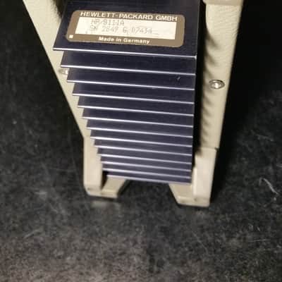 Générateur de fonction et d'impulsion HEWLETT PACKARD modèle HP8111A. image 6