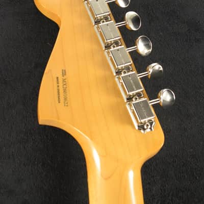 Fender Vintera III Early '60s Bass VI Candy Apple Red Rosewood Fingerboard image 7