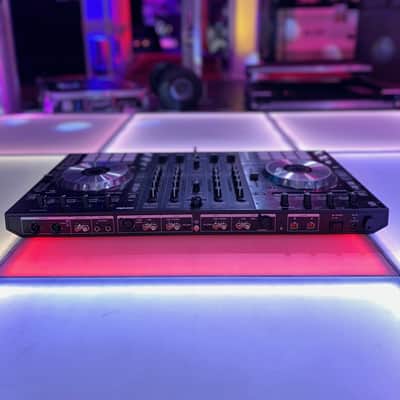 Pioneer DDJ-SX3 4-Channel Serato DJ Controller 2018 - Black image 5