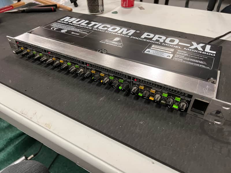 Behringer Multicom Pro-XL MDX4600 4-Channel Audio Interactive