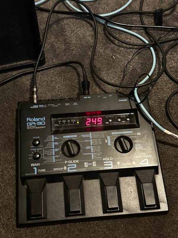 Roland GR-30 Guitar Synthesizer | Reverb Australia