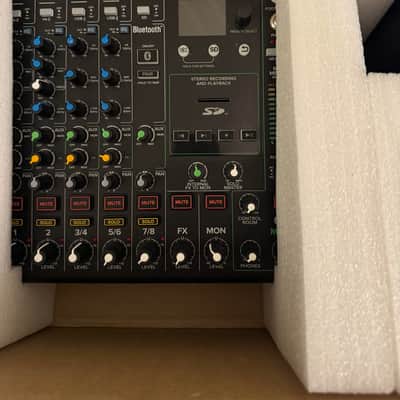 Mackie Onyx8 8-Channel Analog Mixer with Multitrack USB 2021 - Present - Dark Gray image 1