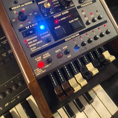 Roland VK-8M – Hammond Organ Sound Module / Controller