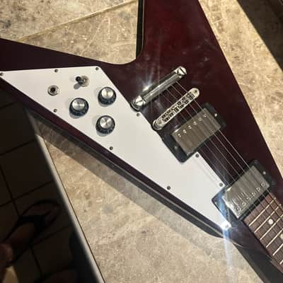 Gibson Flying V 2018 - Aged Cherry image 2