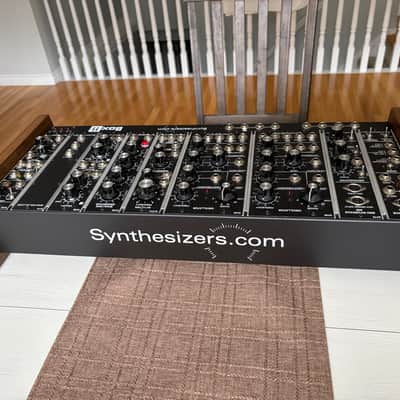 Custom Synthesizers.com Box11 2020s - Black Bild 6