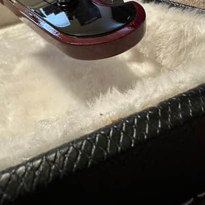 Gibson Thunderbird IV Bass Cherry 2012 - Cherry image 3