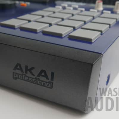 Akai MPC 2000 XL / Blue / Serviced / 32MB / Cardreader image 10