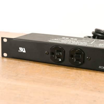 Tripp Lite IBR-12 12-Outlet Rackmount Isobar Surge Suppressor CG0124Z image 4
