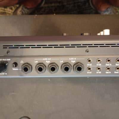 Waldorf Iridium Desktop Synthesizer 2020 - Present - Black image 2