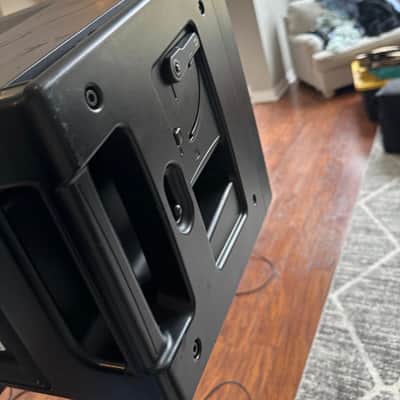 (4) QSC KLA12 KLA Series 12" Powered Line Array Speakers with Bags image 10