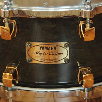 Yamaha Maple Custom - black maple 14x6.5 snare image 2