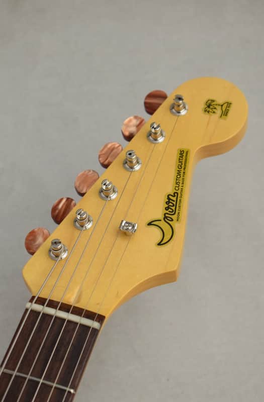 Moon [Made in Japan] 