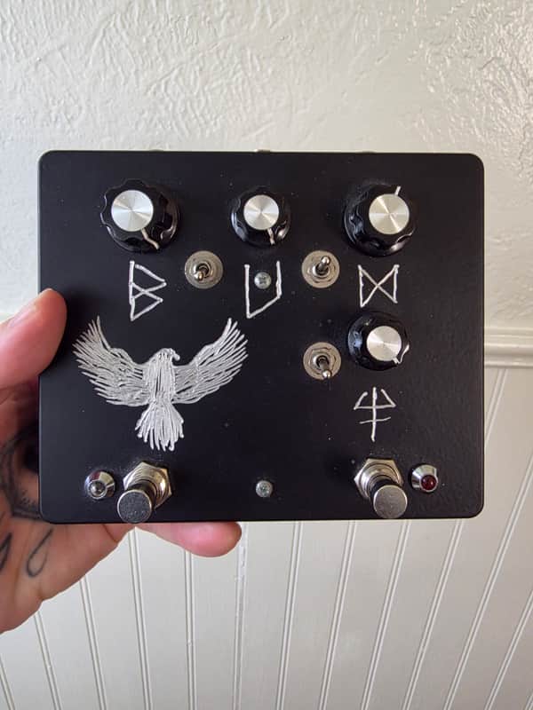 Black Hawk Valhalla Fuzz Deluxe Handwired 2021 - Black image 1