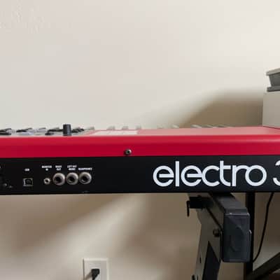 Nord Electro 3 SW73 Semi-Weighted 73-Key Digital Piano 2009 - 2013 - Red image 8