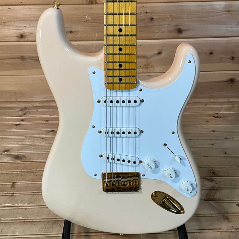 Fender Limited Edition 1954 HardTail Stratocaster Deluxe Closet Classic Electric Guitar - Super Faded Aged Shell Pink image 1