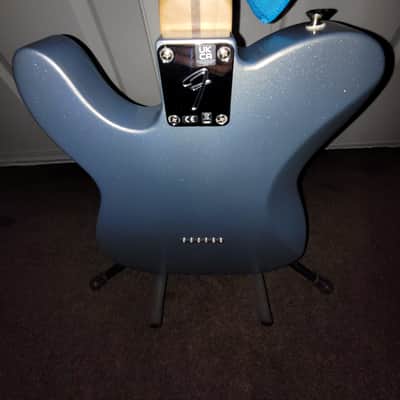 Fender Player Telecaster HH with Pau Ferro Fretboard 2019 - 2024 - Silver image 11
