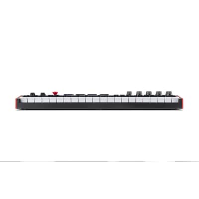 Akai MPKMINIPLUS 37-Key Midi Controller, RGB Pads image 8