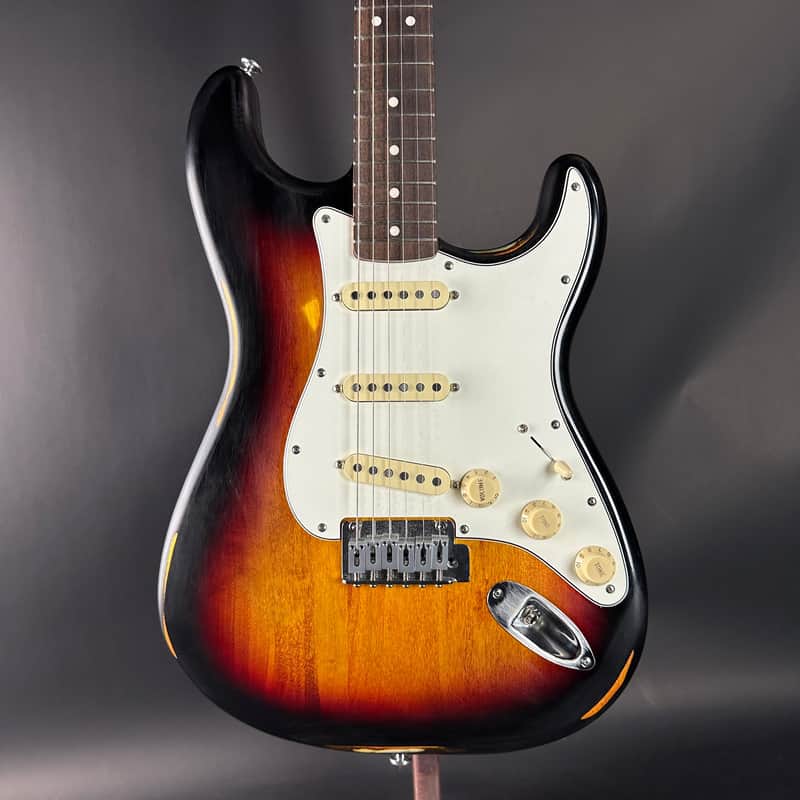 Used Fender Standard Series Stratocaster w/bag TSU23773